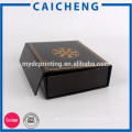 Gold stamping logo magnetic closure gift box from Chinese factory